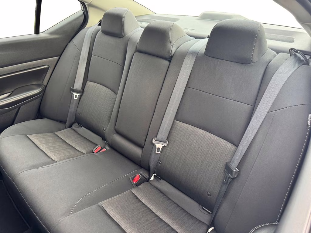 2024 Gun Metallic Nissan Altima 2.5 SV FWD Sedan