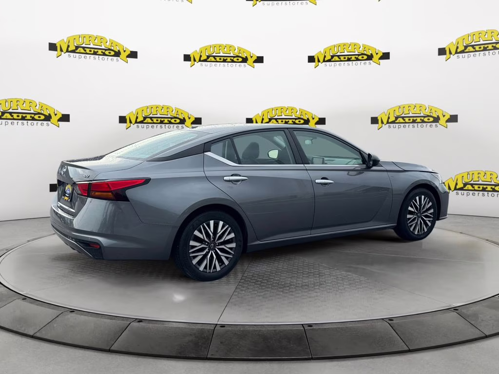 2024 Gun Metallic Nissan Altima 2.5 SV FWD Sedan