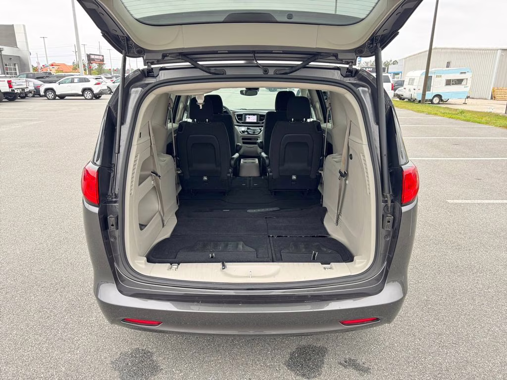 2023 Granite Crystal Metallic Clearcoat Chrysler Voyager LX FWD Van