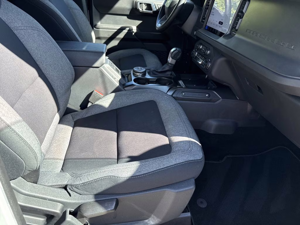 2025 Oxford White Ford Bronco Big Bend 4X4 SUV