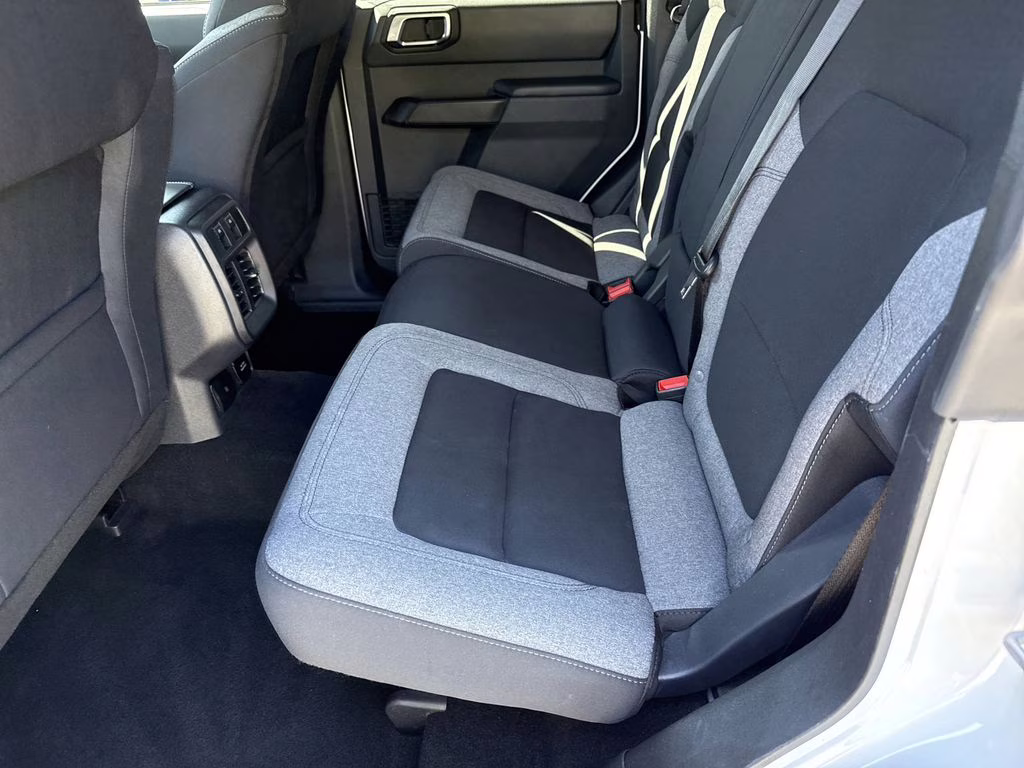 2025 Oxford White Ford Bronco Big Bend 4X4 SUV