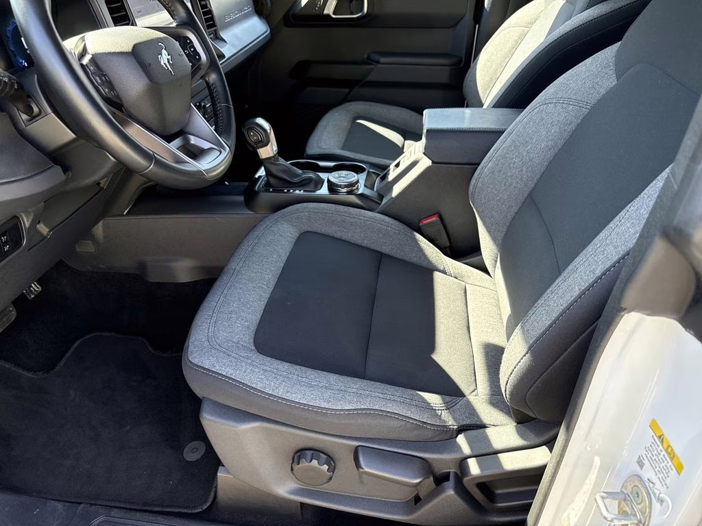 2025 Oxford White Ford Bronco Big Bend 4X4 SUV