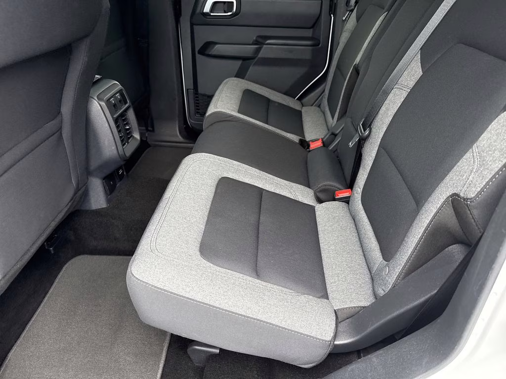 2025 Oxford White Ford Bronco Big Bend 4X4 SUV