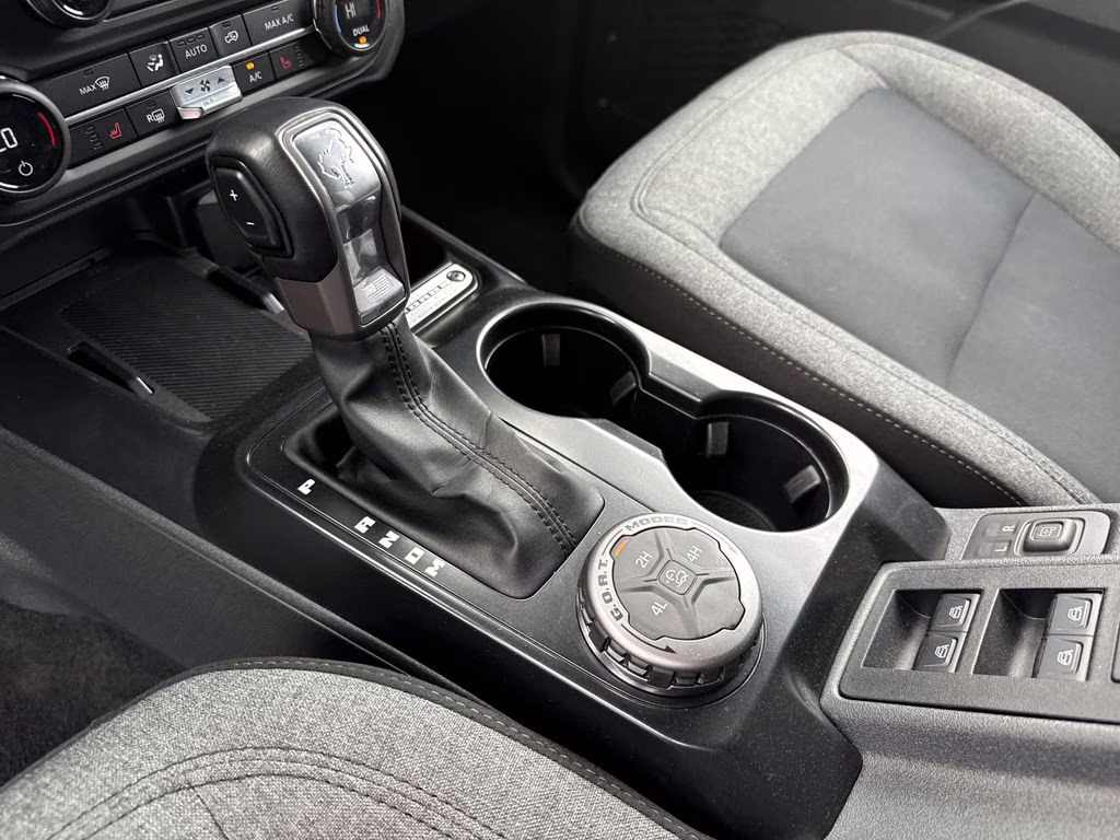 2025 Oxford White Ford Bronco Big Bend 4X4 SUV