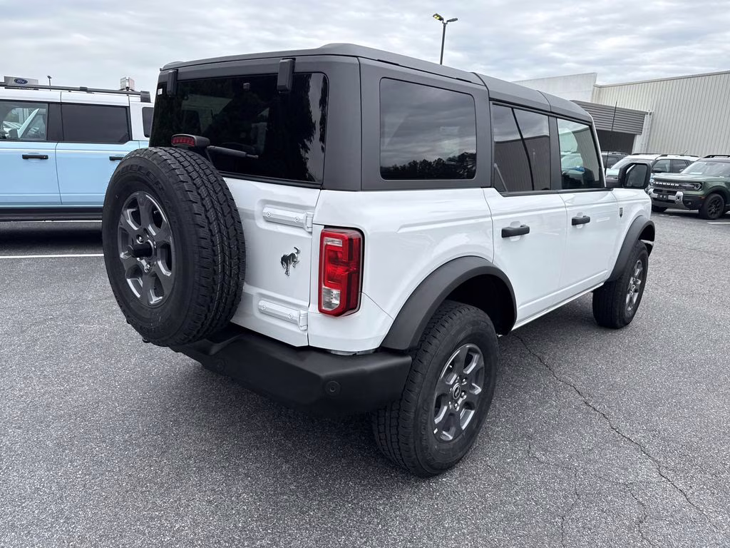 2025 Oxford White Ford Bronco Big Bend 4X4 SUV