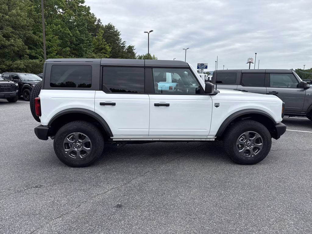 2025 Oxford White Ford Bronco Big Bend 4X4 SUV