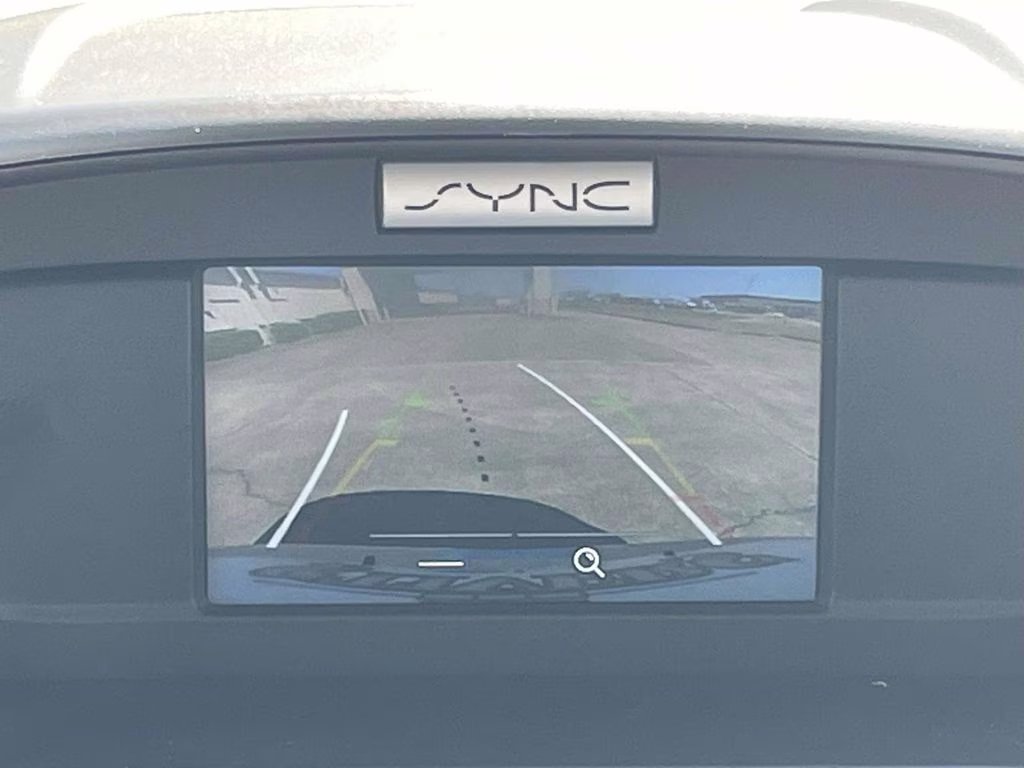 2018 Ingot Silver Metallic Ford Escape SE FWD SUV