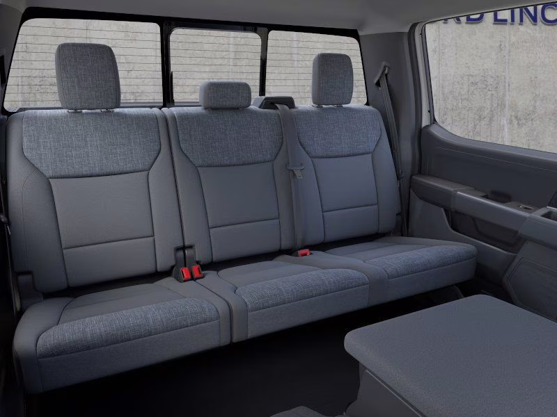 2026 Oxford White Ford F-150 XLT 4X4 Truck