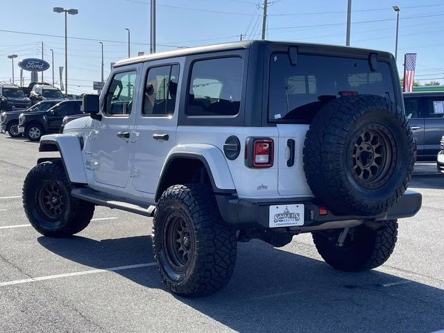 2021 Bright White Clearcoat Jeep Wrangler Unlimited Sahara 4X4 SUV