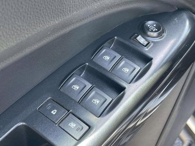 2019 Summit White GMC Canyon All Terrain 4X4 Truck