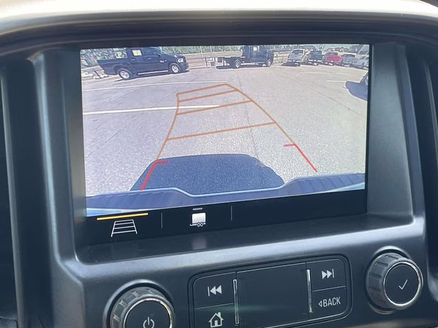 2019 Summit White GMC Canyon All Terrain 4X4 Truck