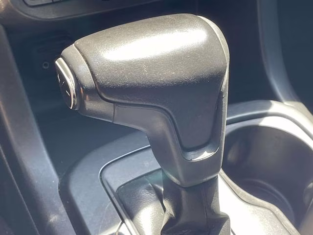 2019 Summit White GMC Canyon All Terrain 4X4 Truck