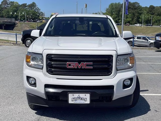 2019 Summit White GMC Canyon All Terrain 4X4 Truck