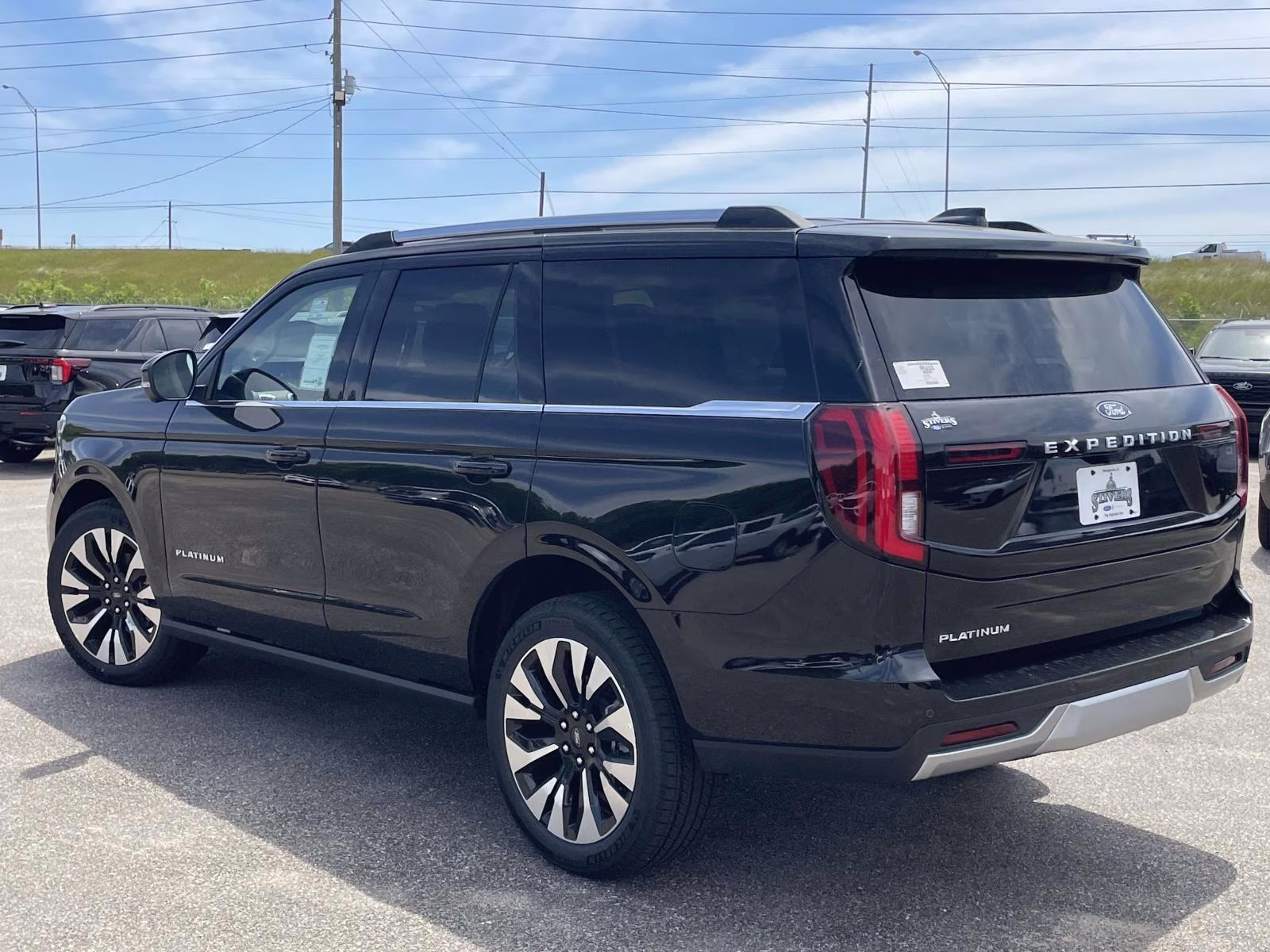 2026 Agate Black Metallic Ford Expedition Platinum 4X4 SUV