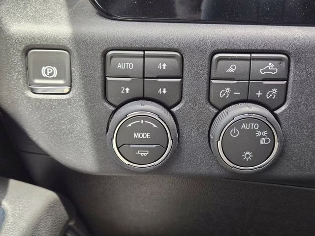 2026 Summit White Chevrolet Silverado 1500 LT 4X4 Truck