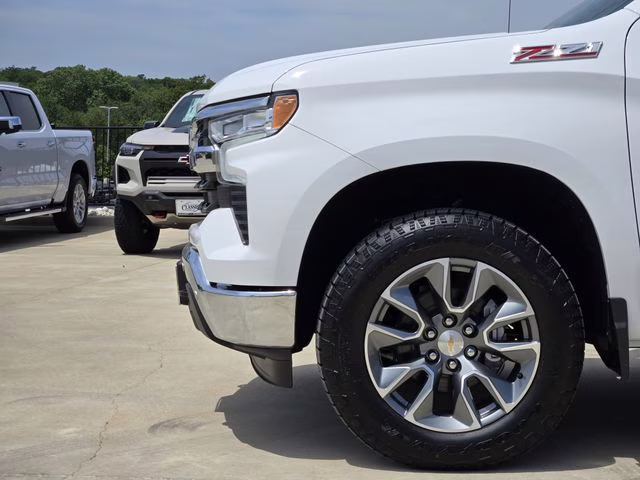 2026 Summit White Chevrolet Silverado 1500 LT 4X4 Truck