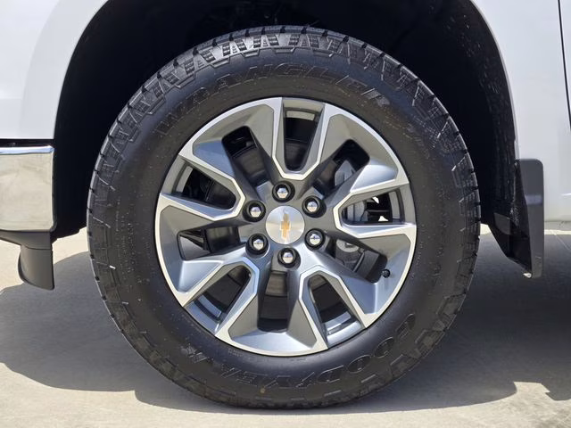 2026 Summit White Chevrolet Silverado 1500 LT 4X4 Truck