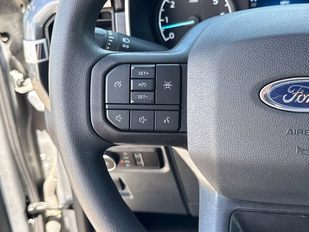 2023 Iconic Silver Metallic Ford F-150 STX 4X4 Truck