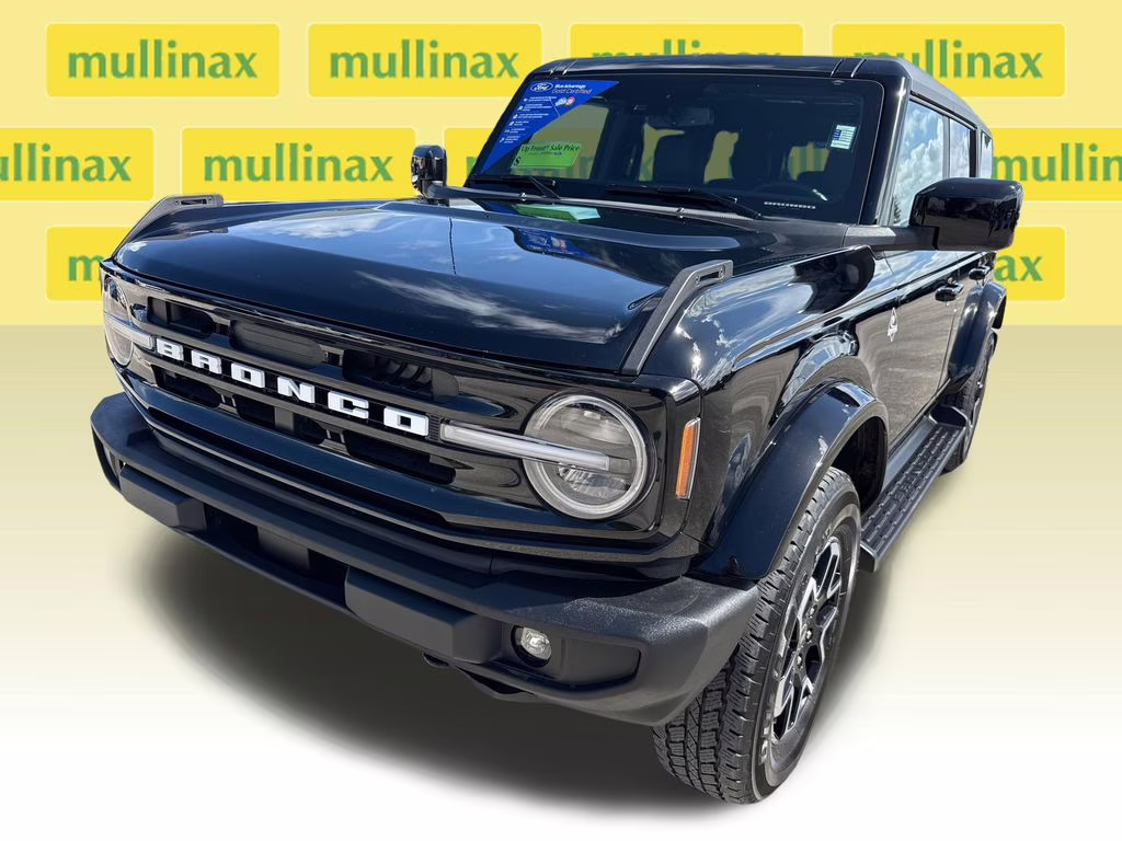 2025 Shadow Black Ford Bronco Outer Banks 4X4 SUV