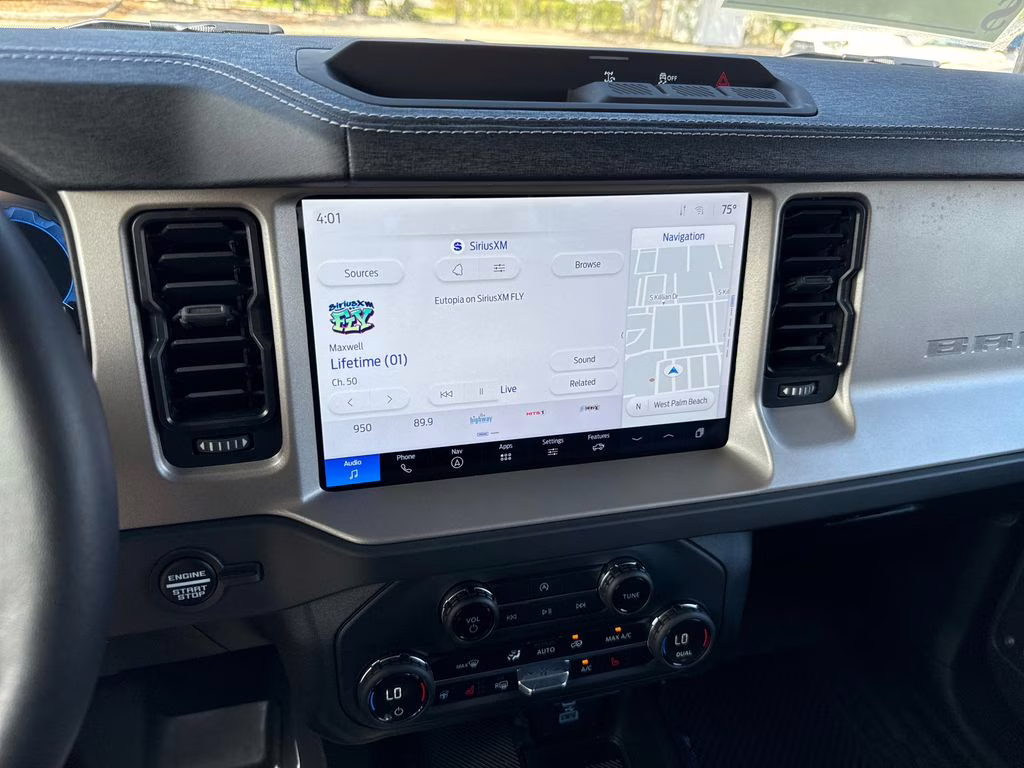 2025 Shadow Black Ford Bronco Outer Banks 4X4 SUV