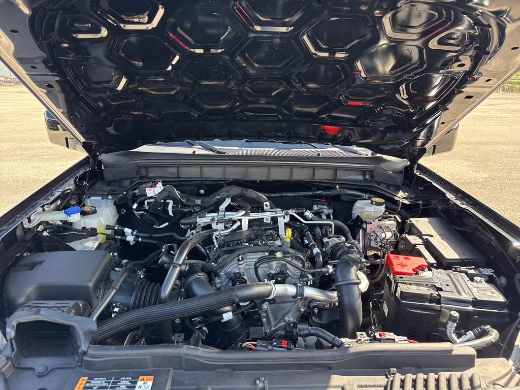 2025 Shadow Black Ford Bronco Outer Banks 4X4 SUV