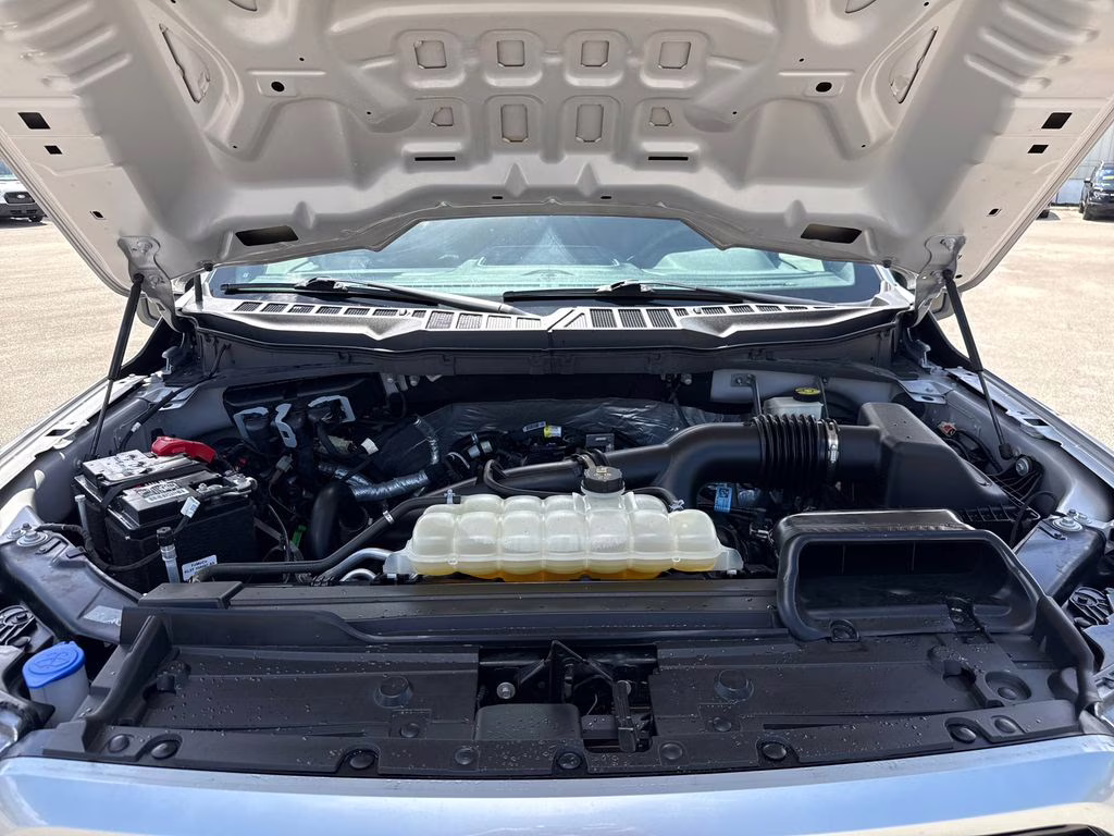 2023 Iconic Silver Metallic Ford F-150 STX 4X4 Truck