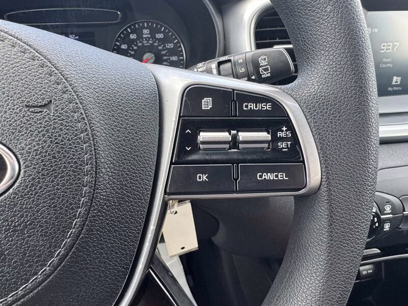 2020 Snow White Pearl Kia Sorento L FWD SUV