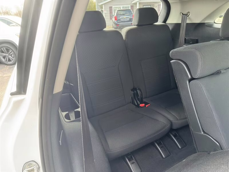 2020 Snow White Pearl Kia Sorento L FWD SUV