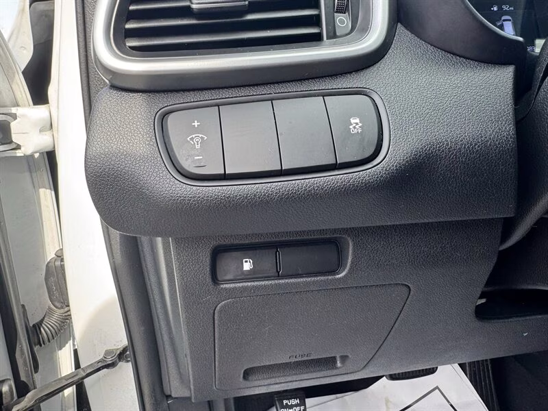 2020 Snow White Pearl Kia Sorento L FWD SUV