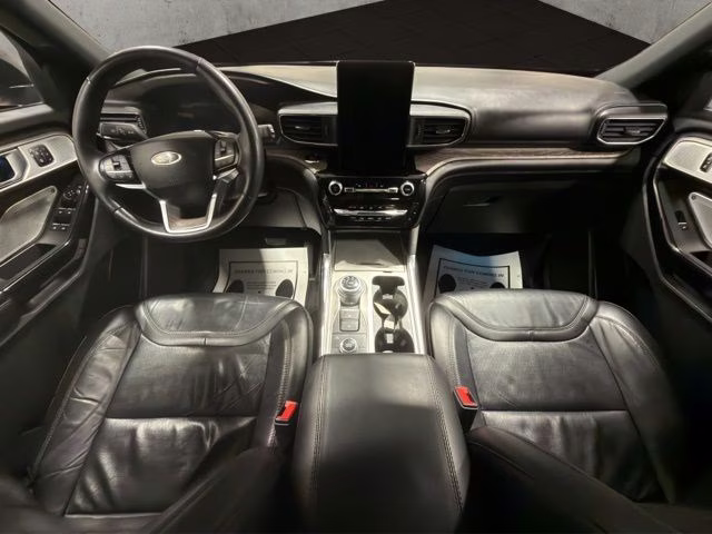 2023 Carbonized Gray Metallic Ford Explorer Platinum 4X4 SUV