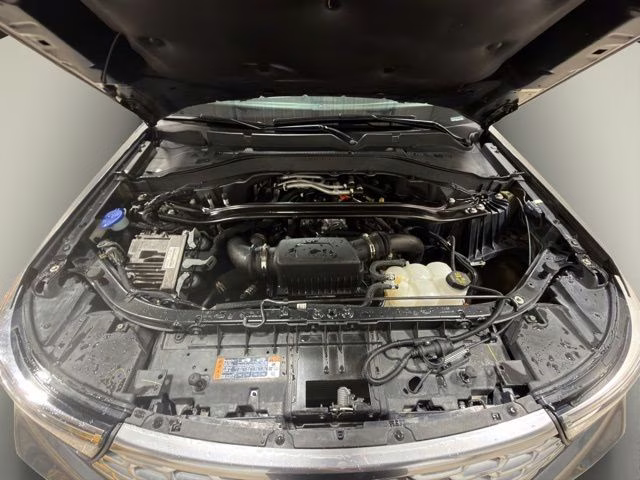 2023 Carbonized Gray Metallic Ford Explorer Platinum 4X4 SUV