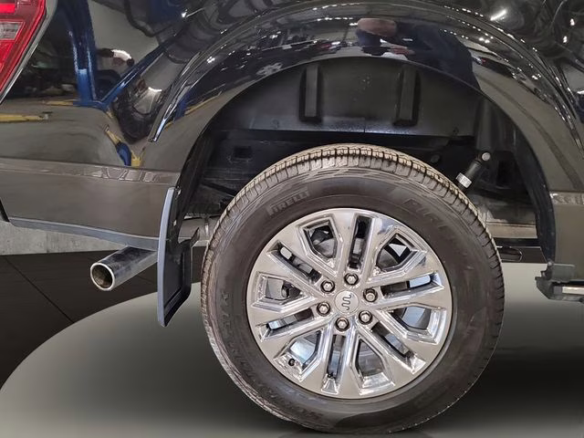 2024 Agate Black Metallic Ford F-150 King Ranch 4X4 Truck