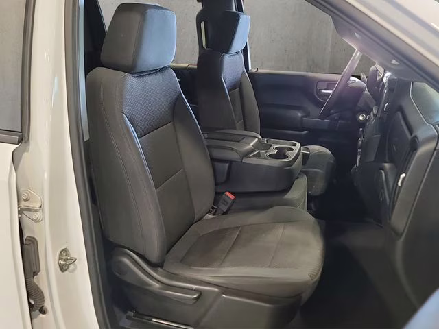 2020 Summit White Chevrolet Silverado 1500 Custom Trail Boss 4X4 Truck