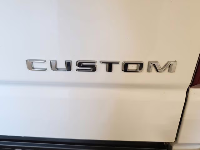 2020 Summit White Chevrolet Silverado 1500 Custom Trail Boss 4X4 Truck