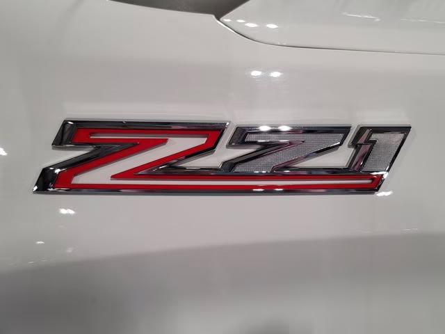 2020 Summit White Chevrolet Silverado 1500 Custom Trail Boss 4X4 Truck