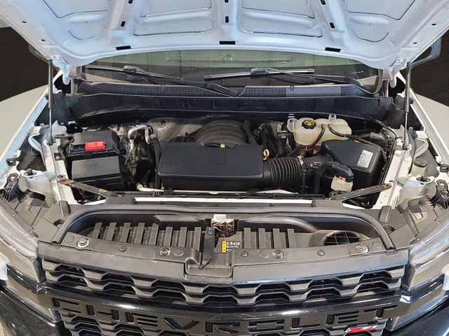 2020 Summit White Chevrolet Silverado 1500 Custom Trail Boss 4X4 Truck