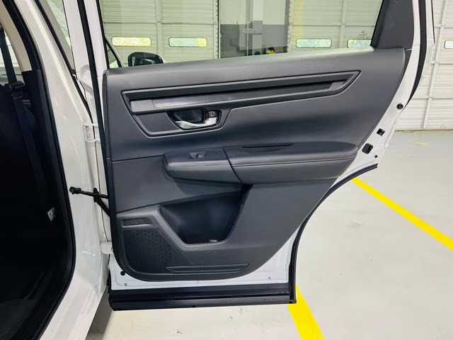 2026 Platinum White Pearl Honda CR-V LX FWD SUV