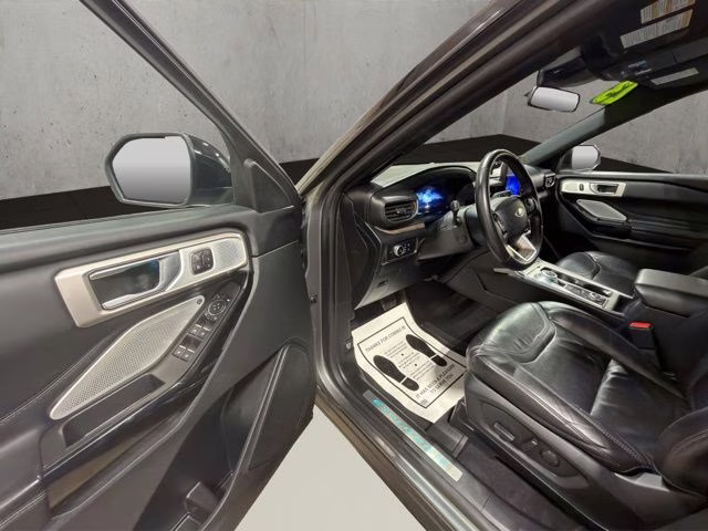 2023 Carbonized Gray Metallic Ford Explorer Platinum 4X4 SUV