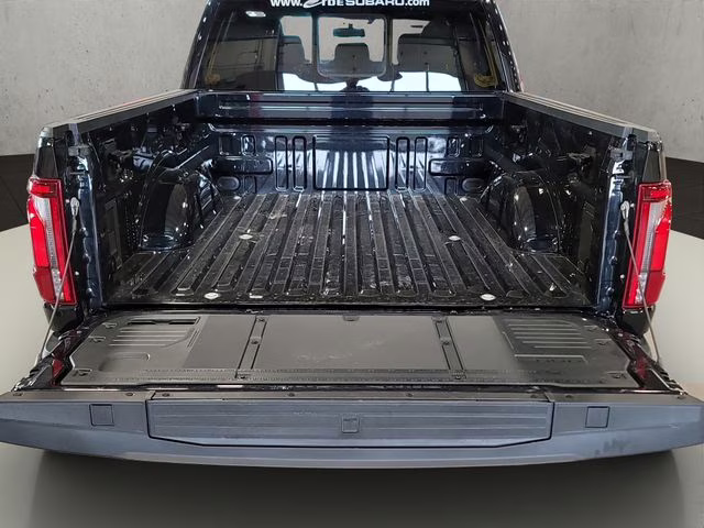 2024 Agate Black Metallic Ford F-150 King Ranch 4X4 Truck