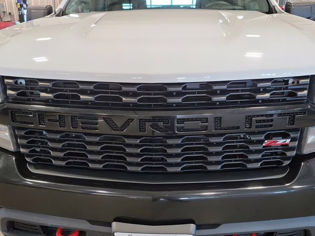 2020 Summit White Chevrolet Silverado 1500 Custom Trail Boss 4X4 Truck