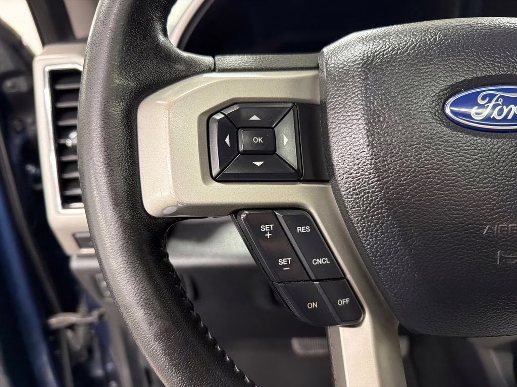 2019 Blue Jeans Metallic Ford F-150 Lariat 4X4 Truck