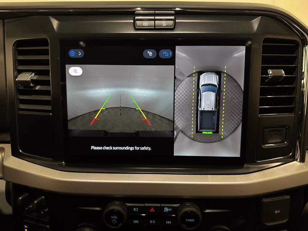 2026 Avalanche Ford Super Duty F-250 SRW XLT 4X4 Truck