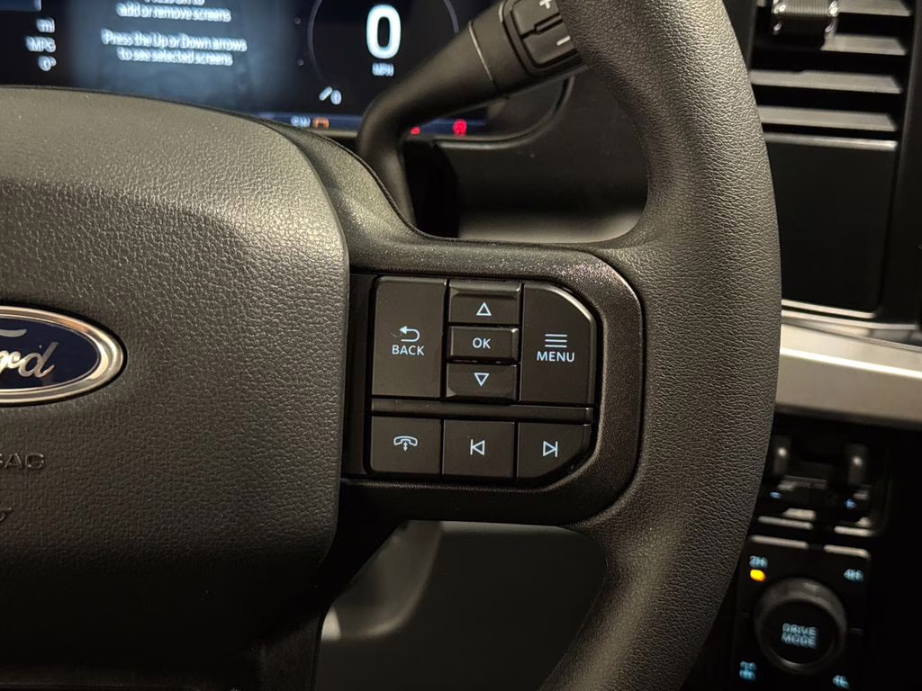 2026 Avalanche Ford Super Duty F-250 SRW XLT 4X4 Truck