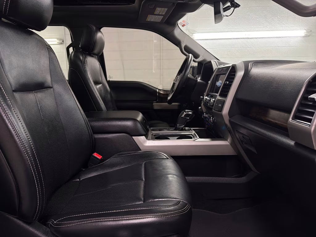 2019 Blue Jeans Metallic Ford F-150 Lariat 4X4 Truck