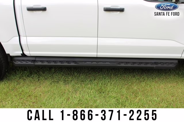 2025 White Ford F-150 Lightning XLT AWD Truck