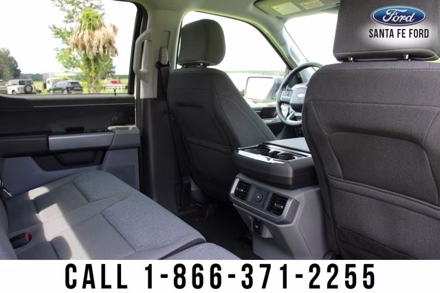2025 White Ford F-150 Lightning XLT AWD Truck
