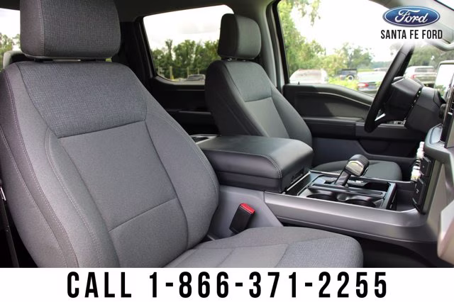 2025 White Ford F-150 Lightning XLT AWD Truck