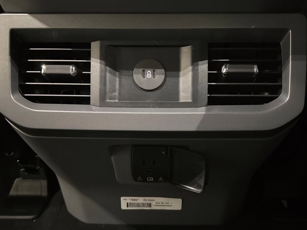 2026 Avalanche Ford Super Duty F-250 SRW XLT 4X4 Truck