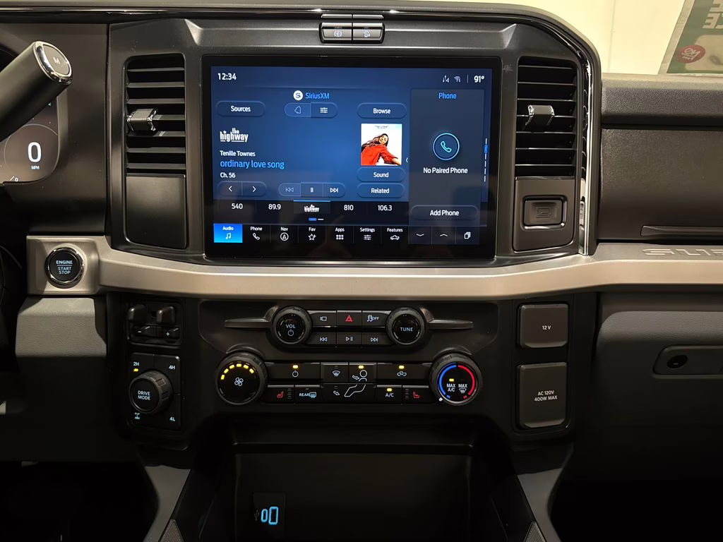 2026 Avalanche Ford Super Duty F-250 SRW XLT 4X4 Truck