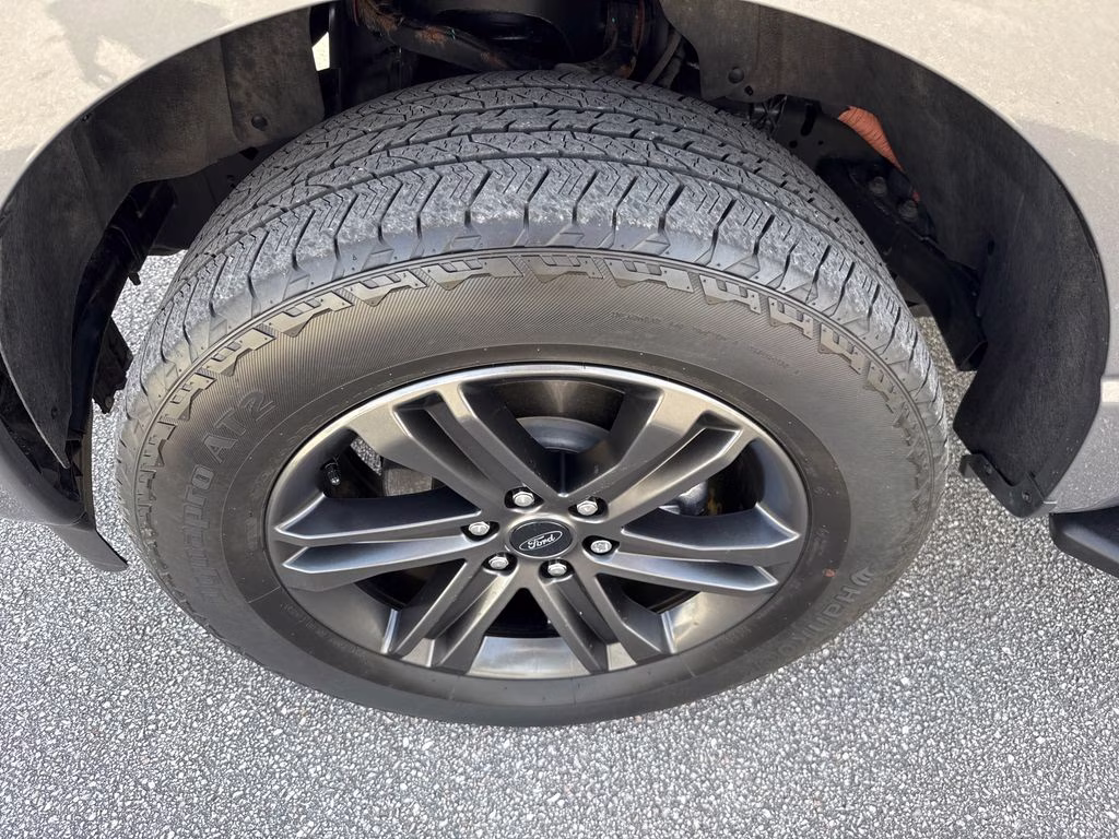 2022 Gray Metallic Ford F-150 XLT 4X4 Truck